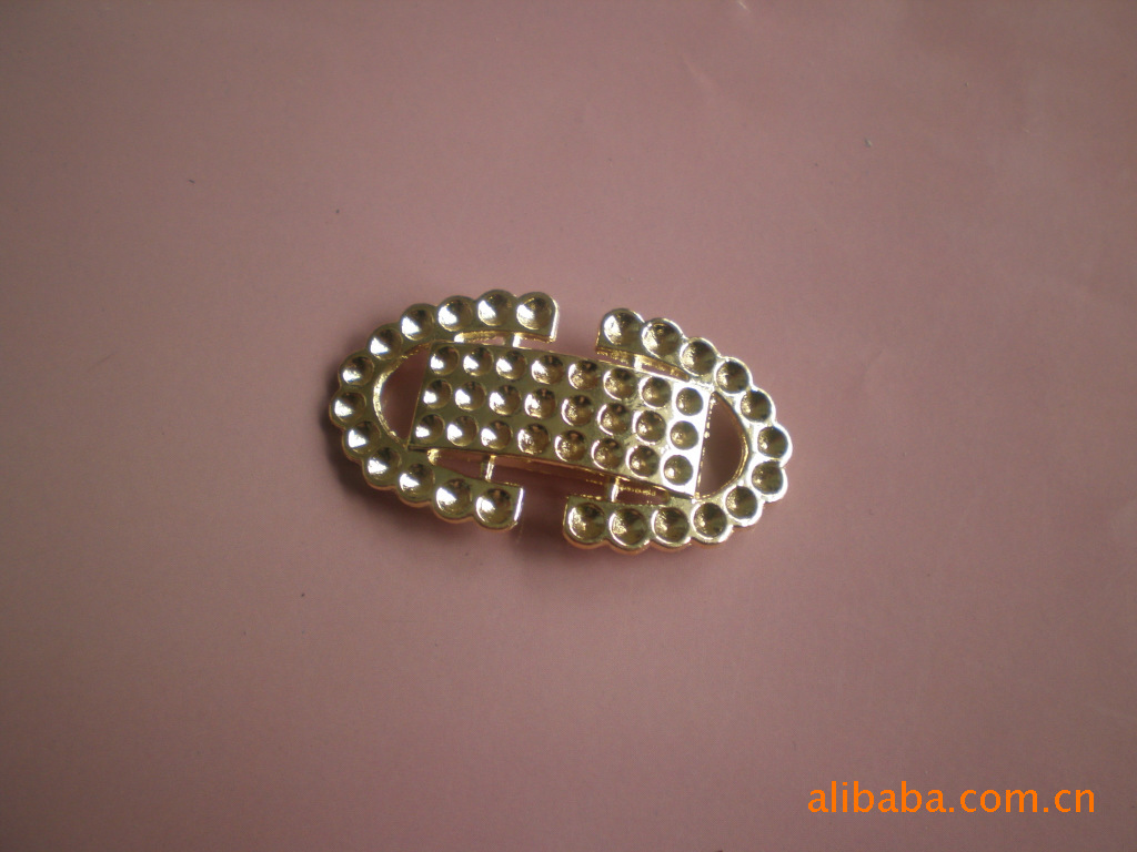 【箱包五金】批发优质锌合金镶钻装饰扣定制时尚凹花服饰箱包扣子