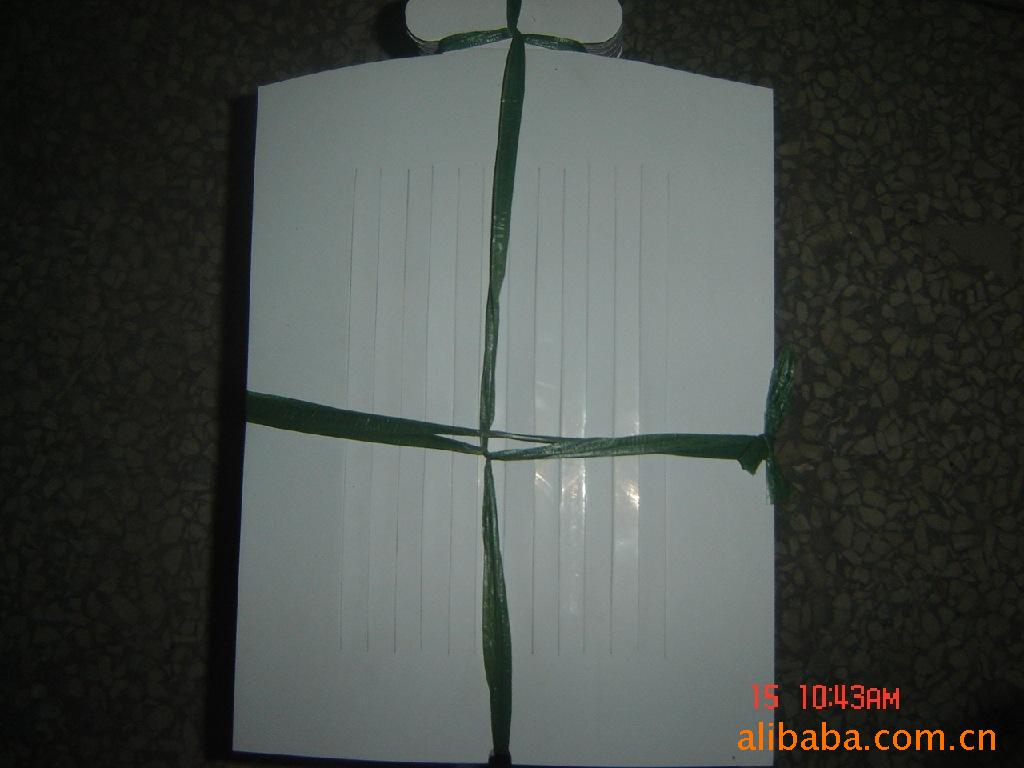 厂家供应450克拉条衬板、衬衫、服装包装纸板男装专用衬衣防皱