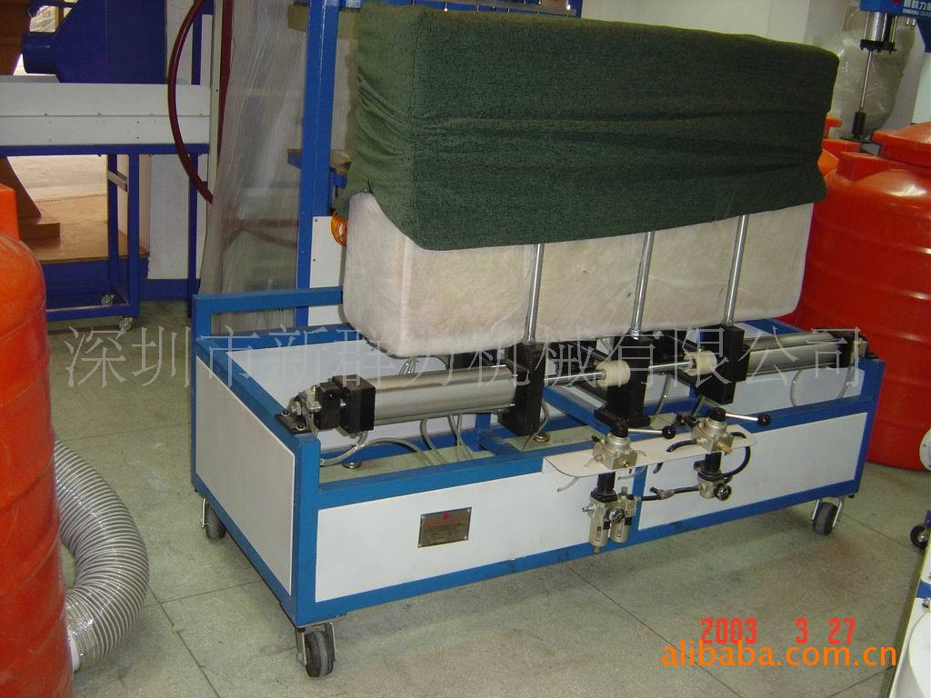 省时省力的软垫装袋、套袋、填充机