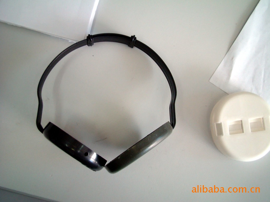 厂家供应各种保暖耳套架子/耳罩骨架以及各种耳套塑料配件(图)