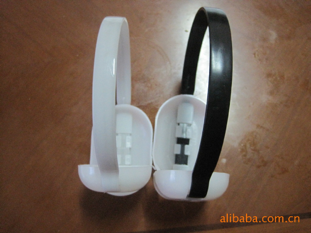 厂家供应保暖耳套架子、耳套骨架、耳罩骨架以及塑料配件(图)