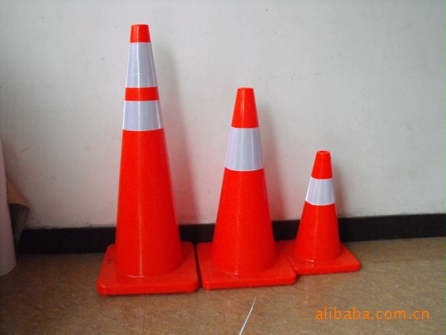 供应交通安全设施   PVC路锥 反光路锥  EVA路锥 多种规格