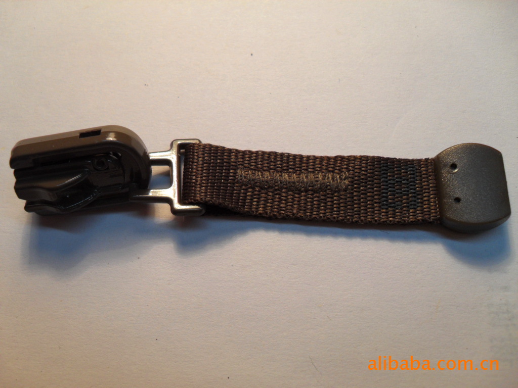 供应注塑拉片织带拉片车线拉片拉头颜色可随意调换定做LOGO