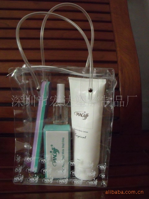 厂家直销供应pvc化妆品袋、pvc套装袋、pvc手提袋