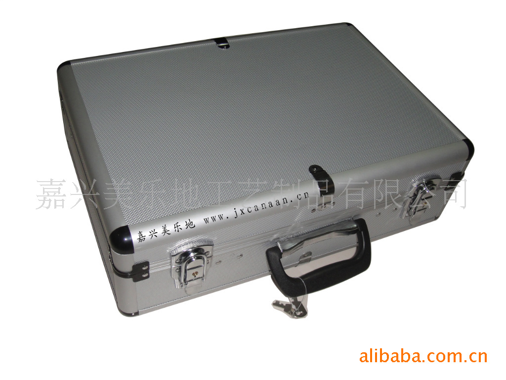 长期供应 百件手动工具铝合金箱