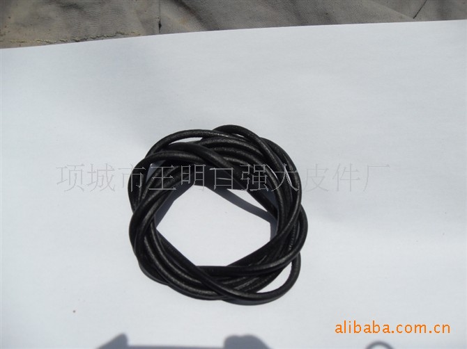 【厂家供应】黑色牛皮绳 二层牛皮跳绳绳子