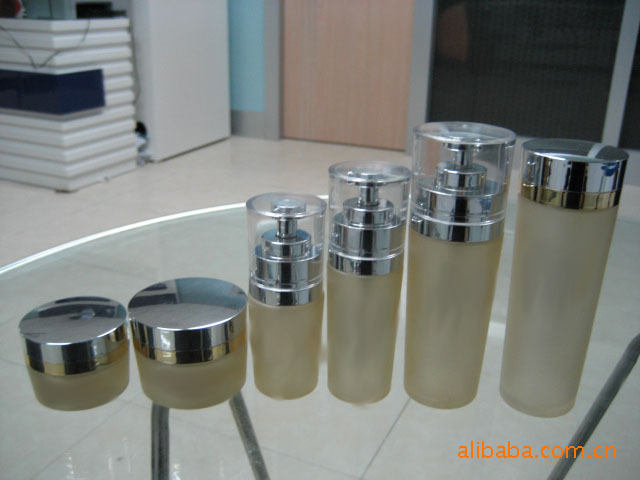 Replenish water Cosmetic bottles Cosmetic bottles Cosmetics packing products Cosmetic bottles Y45