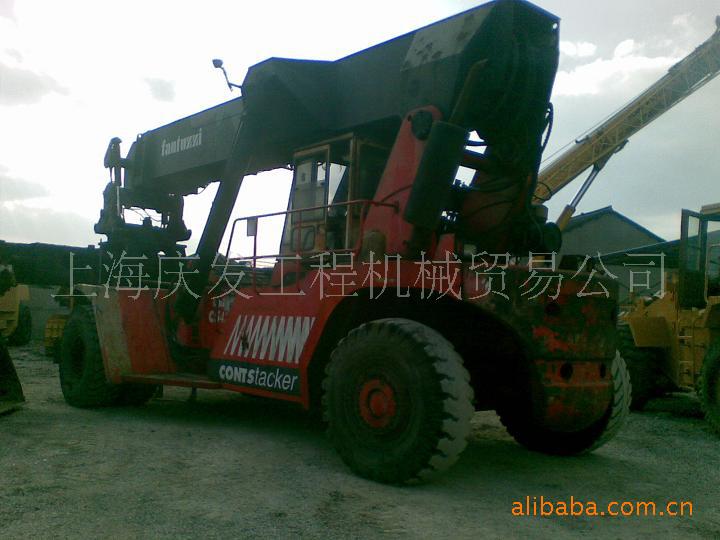 出售Fantuzzi 42T 集装箱推高机一台