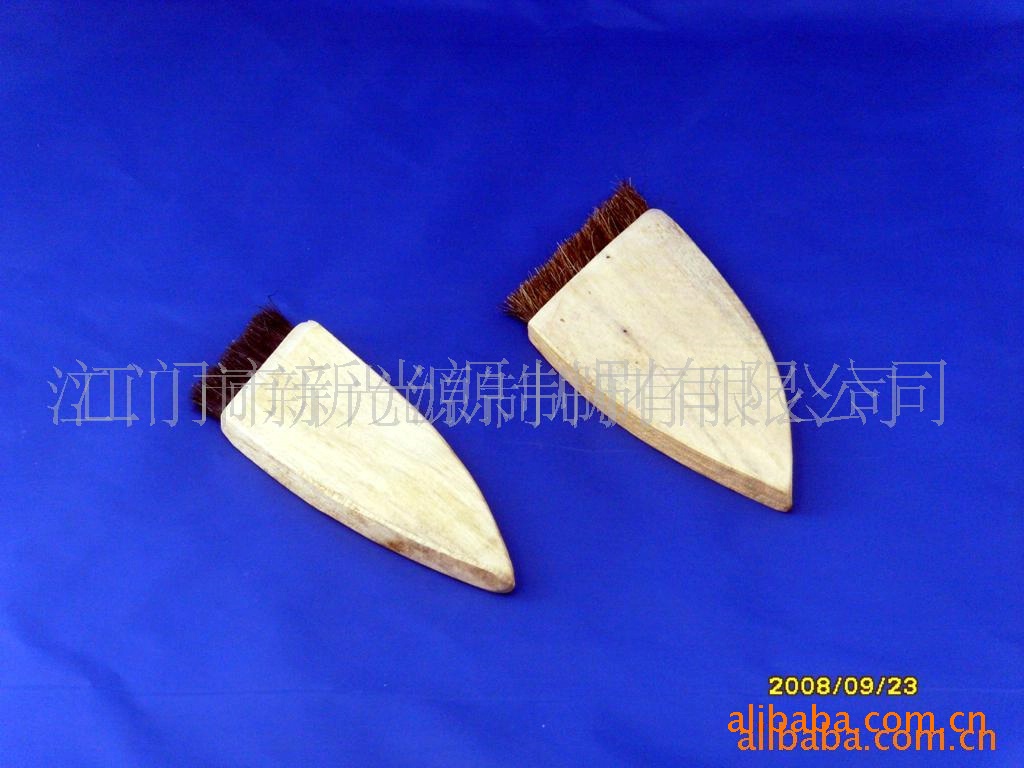 供应3-8CM宽涂胶水斜刷(图)，塑料把手