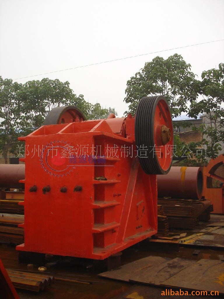 600X900颚式破碎机_69破碎机_600900破碎机_600乘900破碎机_鑫源