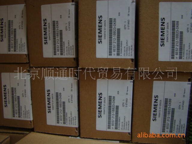 6ES7212-1BB23-0XB8  CPU222 继电器输出