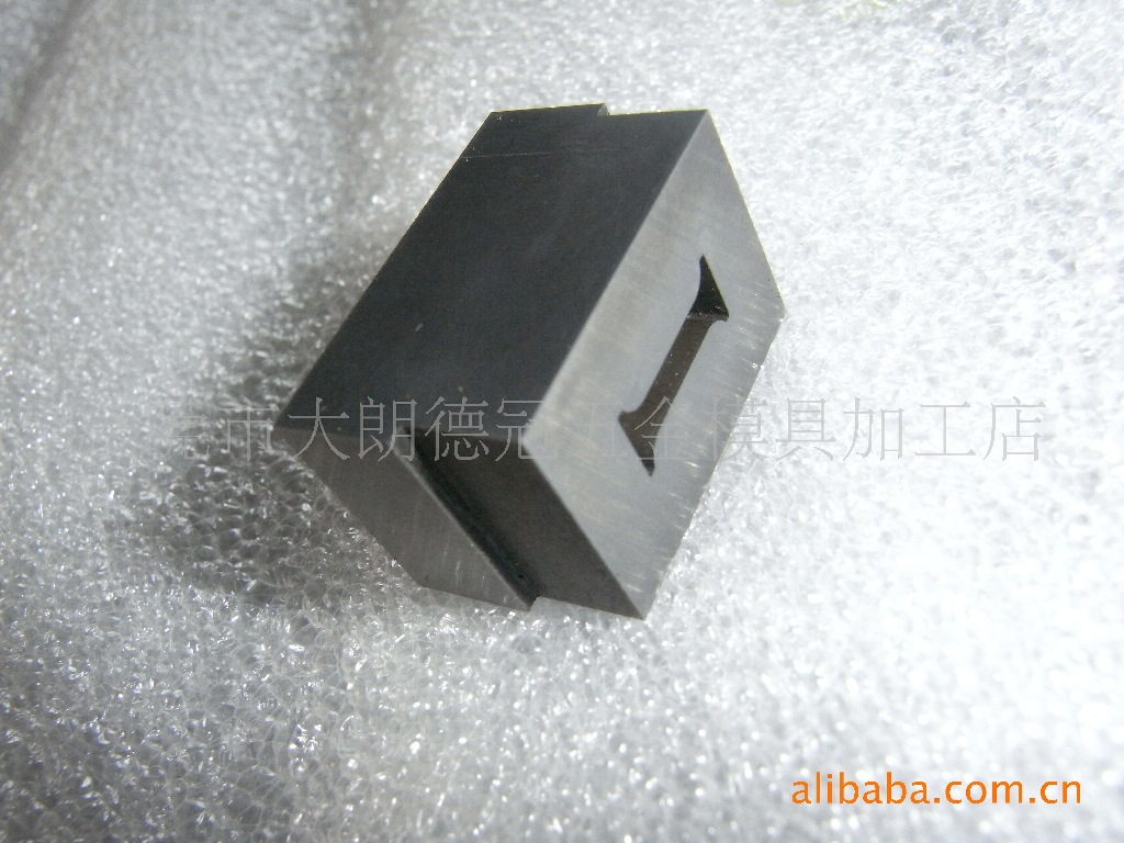 现货供应精密配件H13H型直身冲头做工精细大水口标准特殊注口衬套