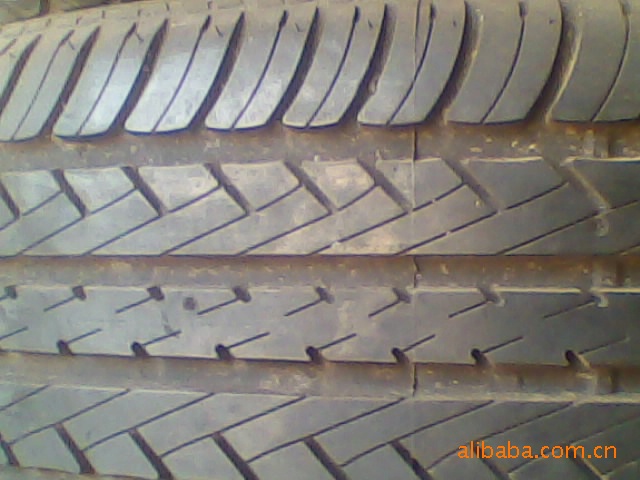上海二手轮胎市场批发【各种型号品牌轿车胎】青浦吴先生