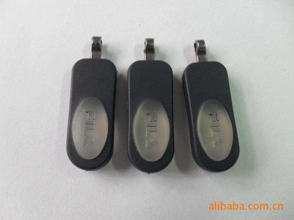 供应pvc拉牌,拉片,拉尾,手袋拉头,箱包拉牌，注塑双色套模拉片