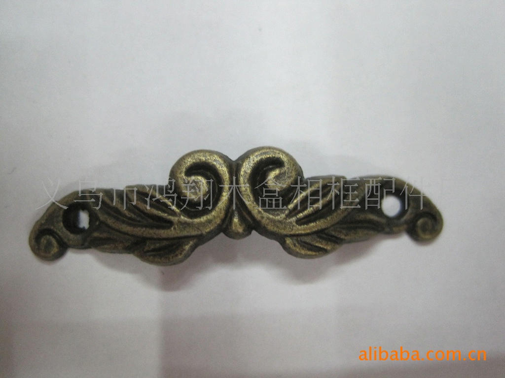 供应各种箱包锁扣 塑料拉手 仿古拉手型号B-219