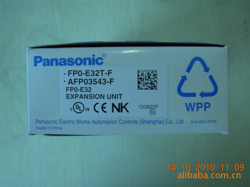 松下PLC  AFP0R-E32T