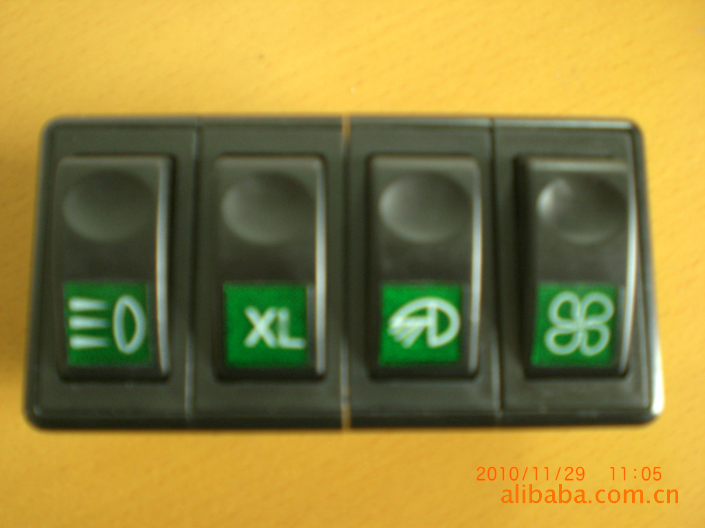 供应收割机、拖拉机翘板开关