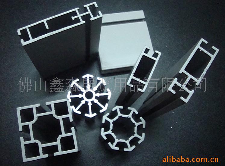 鑫淼厂家直销 八棱柱 方柱 佛山八凌柱 扁铝 双槽扁条四分方铝