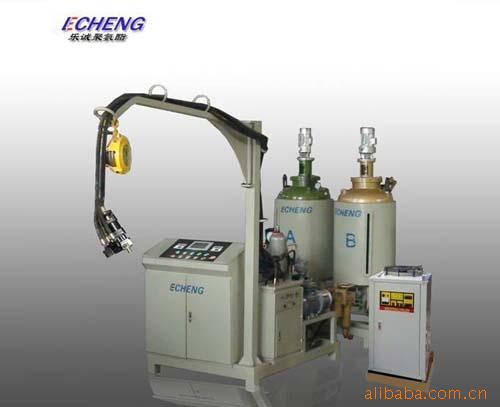 高压发泡机、聚氨酯高压发泡机