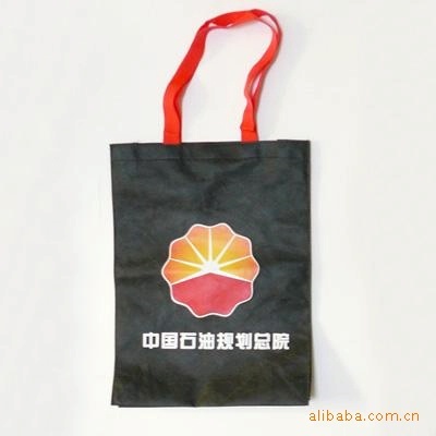 【供应】各种无纺布手提袋，无纺布折聂袋，无纺布PP袋，定做加工