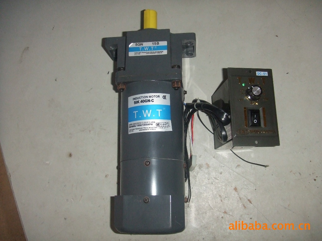 大量供应 中型齿轮减速马达 直流齿轮减速马达 立式齿轮减速电机