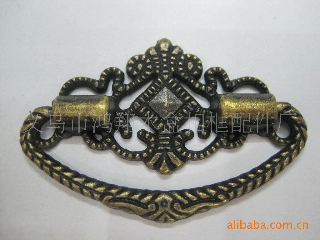 供应仿古锌合金拉手 各种锁扣 型号B-228