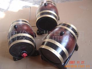 供应木制酒桶木制橡木酒桶，木制松木酒桶