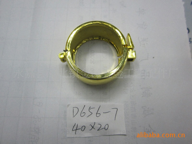 厂家批发优质塑料盖子批发酒瓶配件欢迎新来样品定做新款酒瓶配件