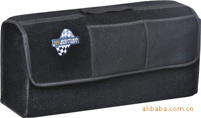 [Foreign Trade Jewelry] Car Mat Small Square Plastic Universal PVC Antifreeze Waterproof Anti-skid Type (Figure)