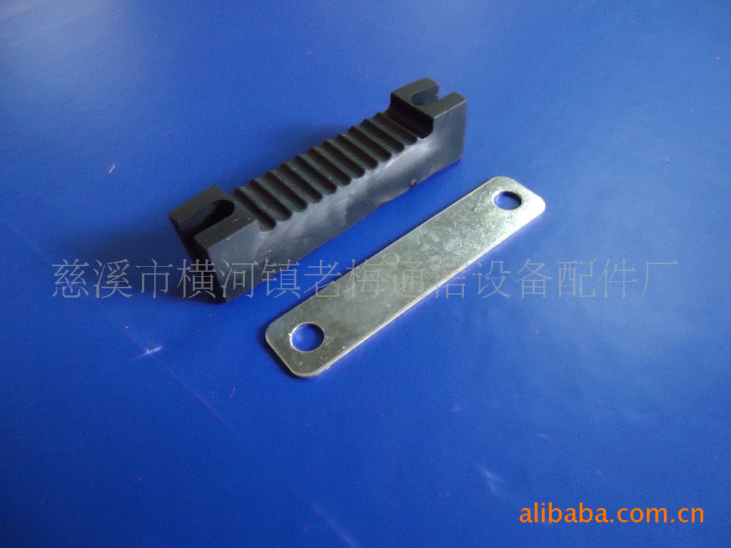 光纤12芯软性压条、熔纤盘、停车场尾纤六口八口预存条