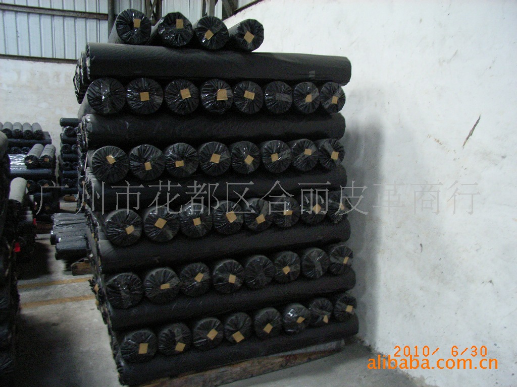 供应:托底及夹芯用黑色双面布（三文治）