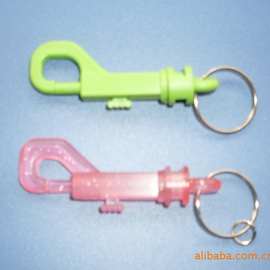 塑料扣厂家生产彩色透明塑料弹簧扣问号箱包扣带圈钥匙扣