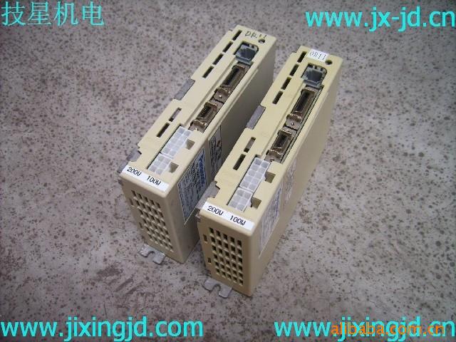 二手松下伺服驱动器 MSD011P1E    保修三个月