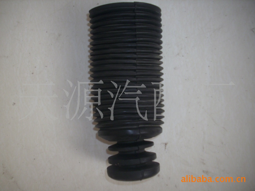 供尼桑日产蓝鸟U12减震器防尘套防尘罩，质量 ！