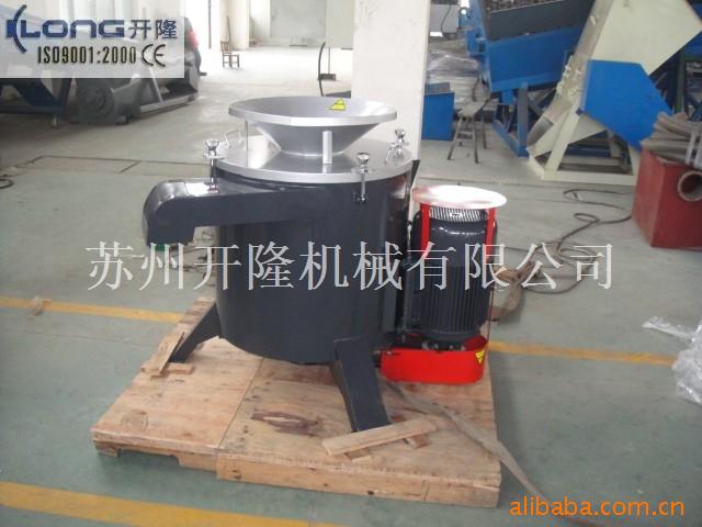 江苏张家港厂家供应小型塑料瓶片脱水机甩干机