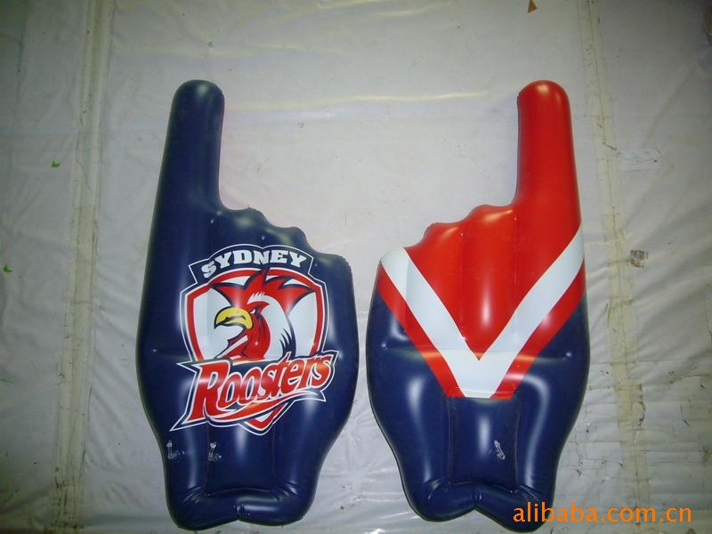 东莞大朗 厂家专业生产充气拳击手套 玩具手掌 充气手掌