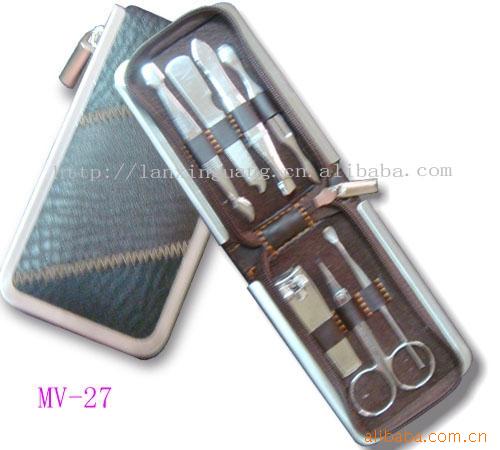 PU皮不锈钢美容套 修容组 7件套不锈钢修甲套装 美容套装