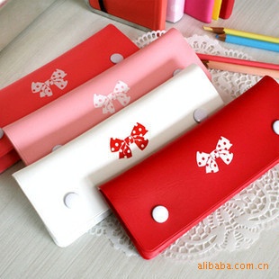 the republic of korea Stationery lovely Cartoon romantic bow Pencil bag/Storage bag Random hair color