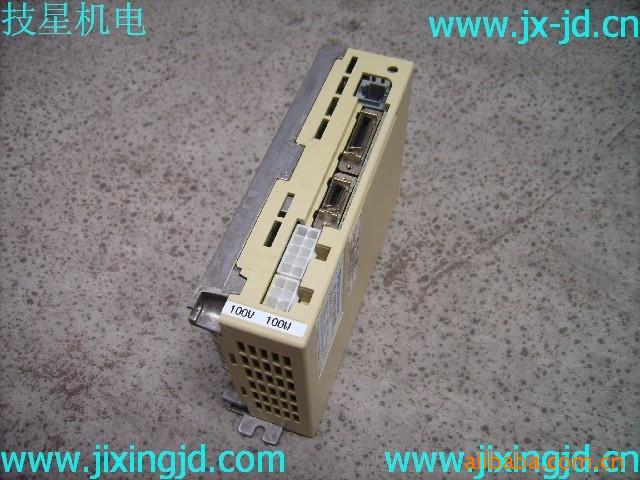 B二手松下伺服驱动器 MSD011P1EC03   八成新 保修三个月