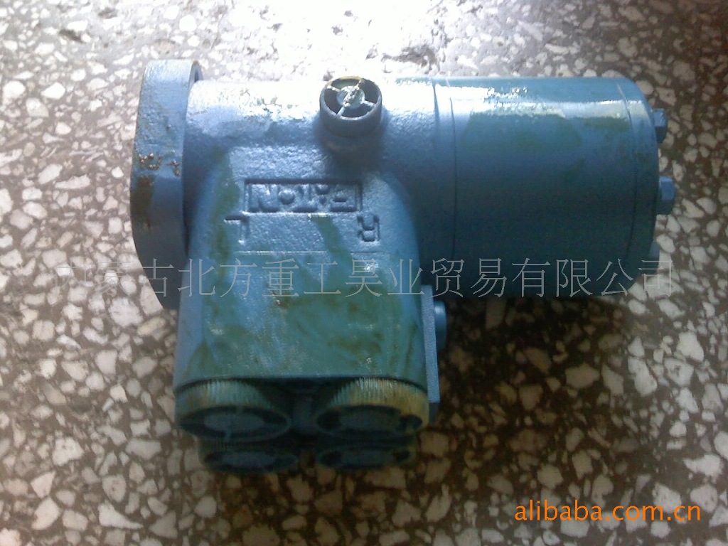 供应特雷克斯Terex用15041702转向阀   特雷克斯配件