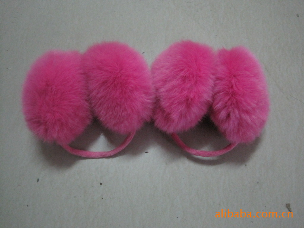 供应各种保暖耳套(图)