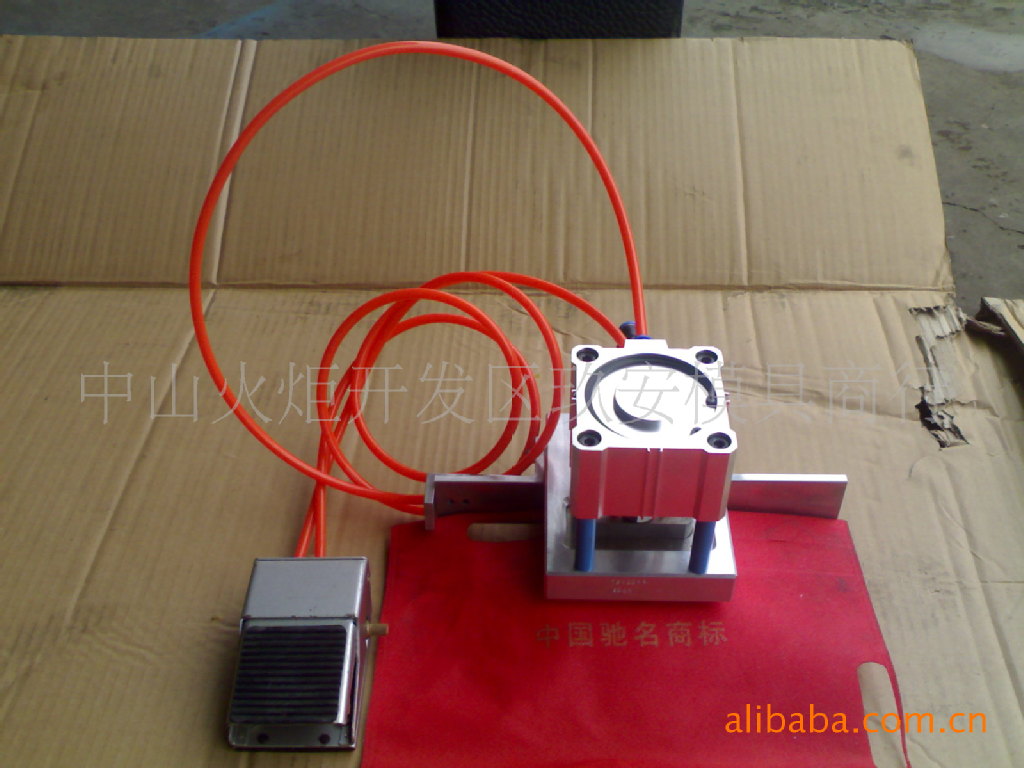 玖安模具无纺布手提孔手动气动打孔机