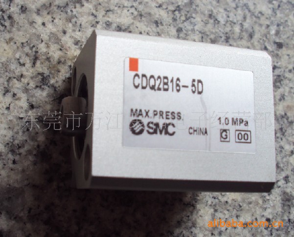 SMC手指气缸CDQ2B16-10D(图)