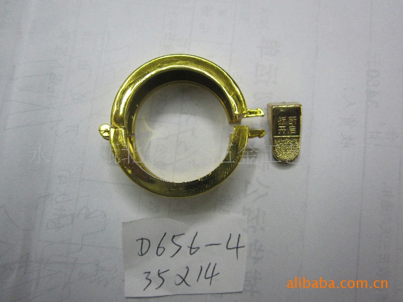 厂家批发优质酒盖批发酒瓶圈子欢迎新老客户来样品定做高档瓶盖