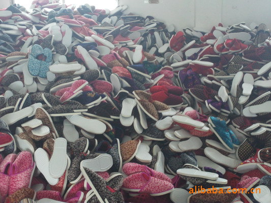 Manufacturers supply thickened handicraft stall cotton slippers…