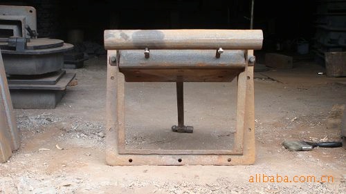 富阳东方厂家供应 各种款式型号锅炉炉门 手烧斜炉门 加热炉炉门