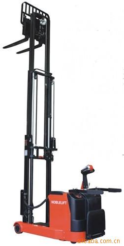 批发CY1345前移式电动叉车、前移式自动叉车仓储叉车小前移叉车