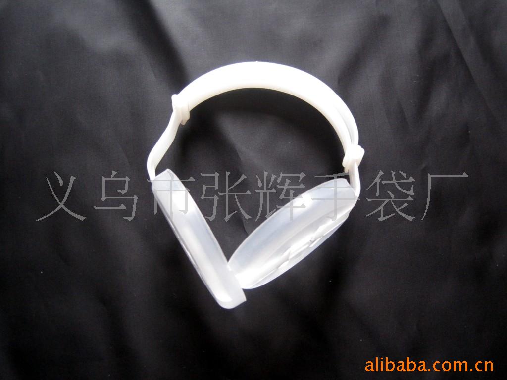 厂家供应保暖耳套塑料架子、耳罩塑胶支架以及各种耳套塑料配件