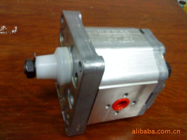 sauer-danfo萨澳丹佛斯齿轮泵SNP2NN-SNP3/38DC107SNP3NN/063RN03