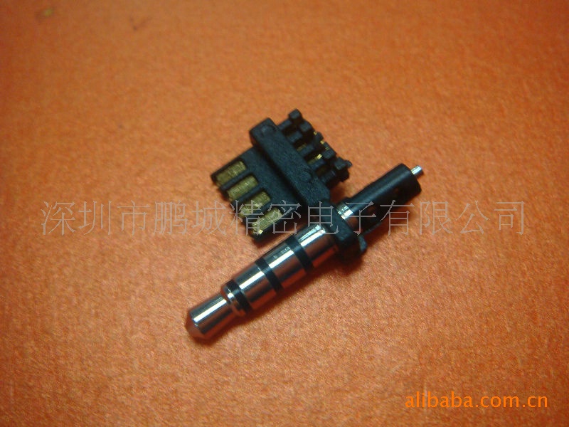 3.5八级手机插头